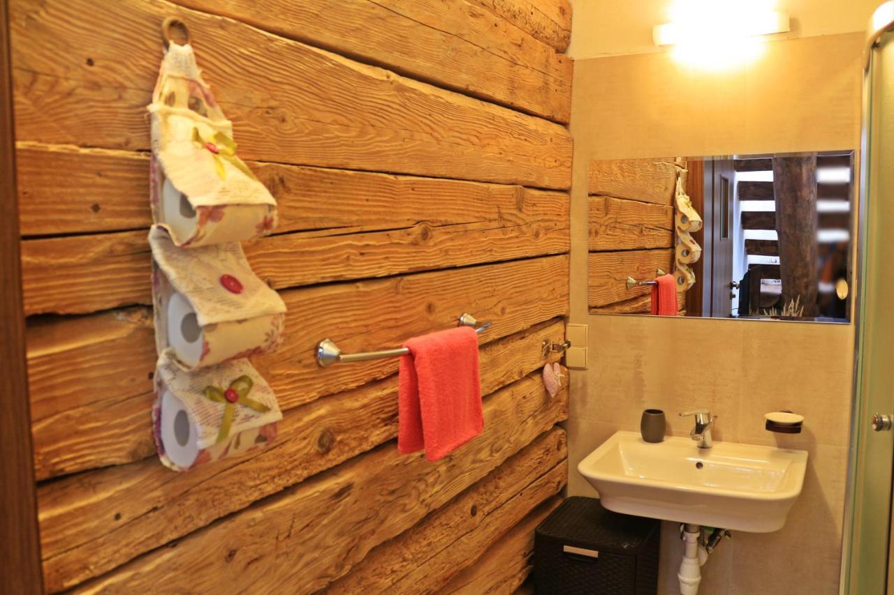 Zagroda Lipowiec Apartment *