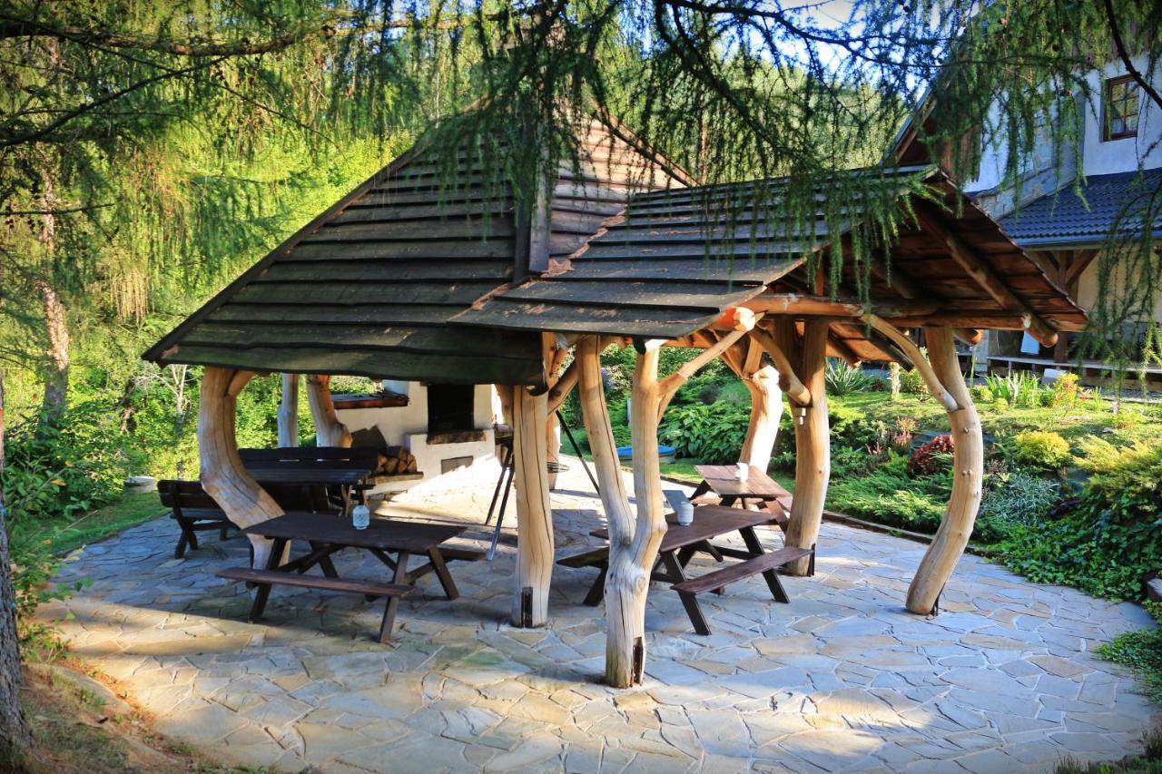 Zagroda Lipowiec Apartment